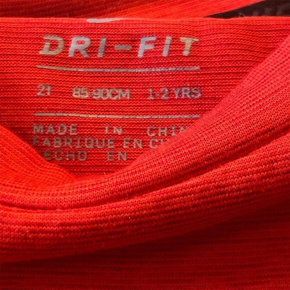 Nike Dri-FIT Toddler Activewear Top Red Short Sleeve Swoosh Logo - Picture 2 of 3